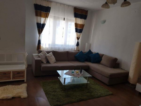 Гостиница Apartman Bee  Подстрана